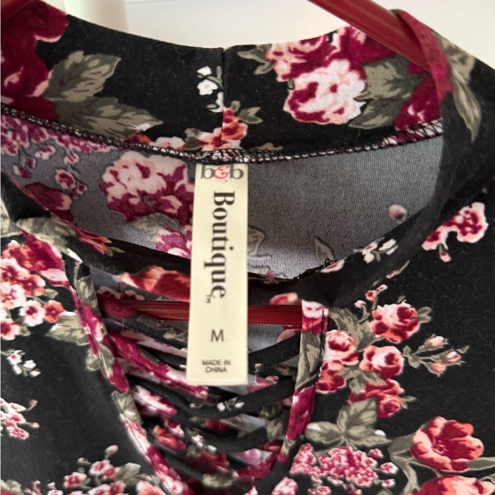 New B&B Boutique soft black floral dress Medium - Picture 4 of 16